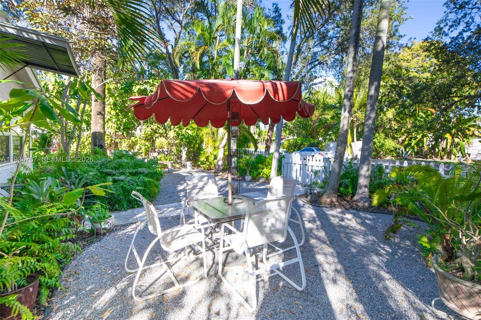 MRS ELVA A TRUAX - Residential