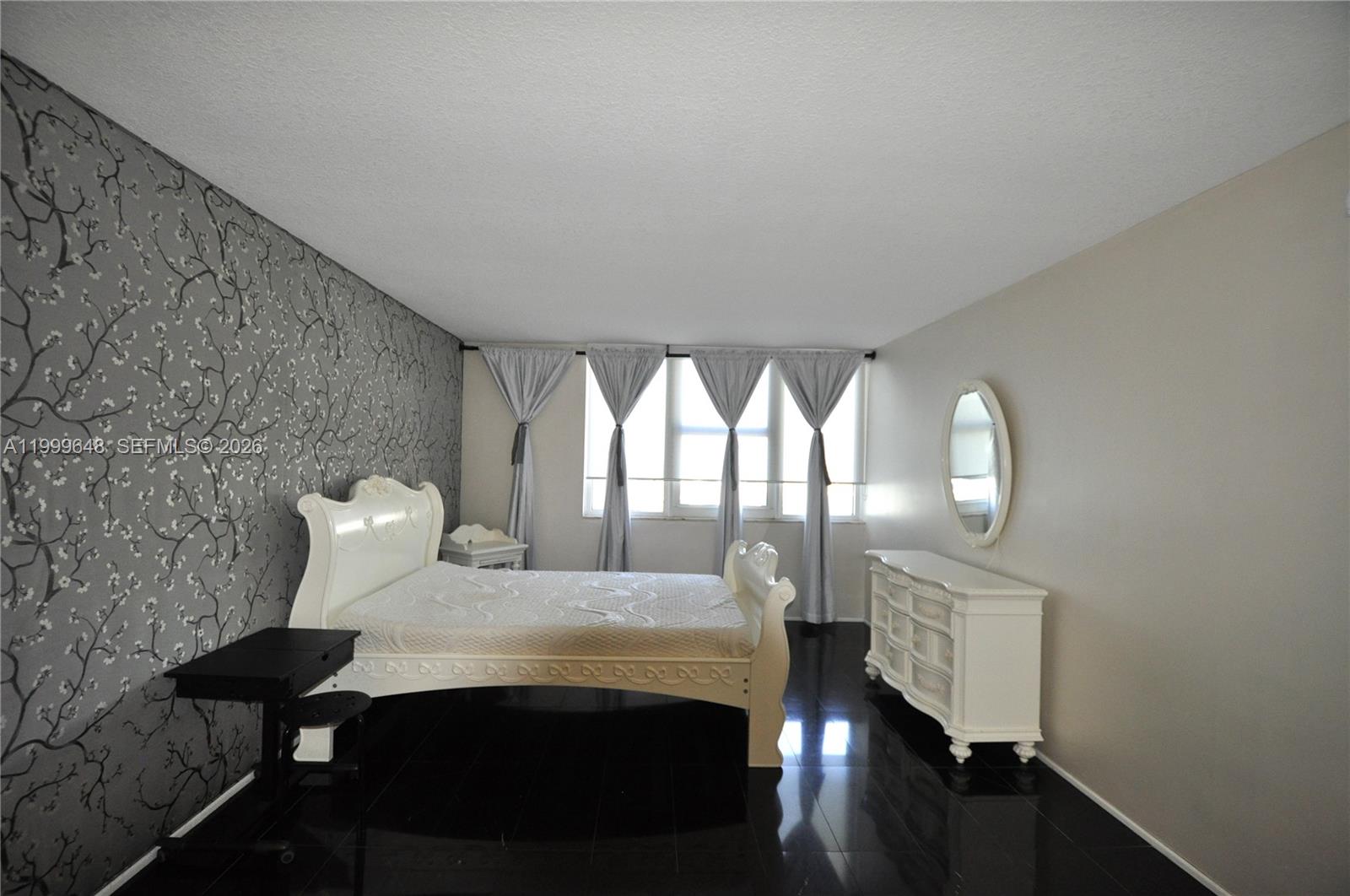 PARKER PLAZA CONDO ESTATE - Residential