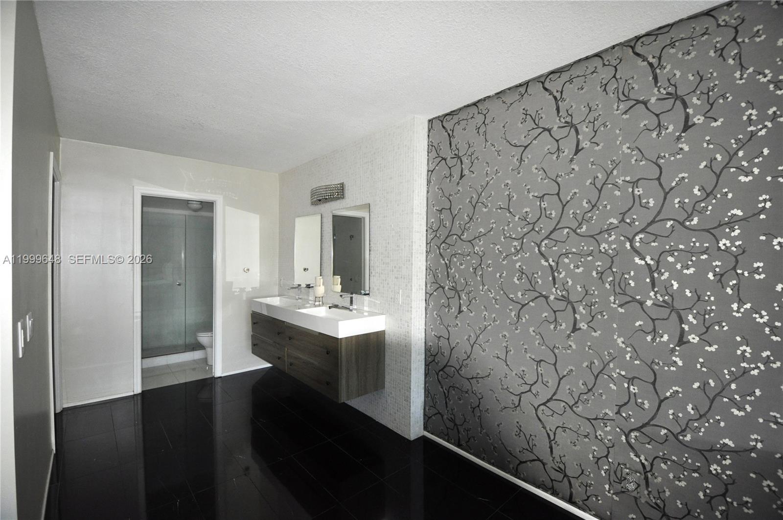 PARKER PLAZA CONDO ESTATE - Residential