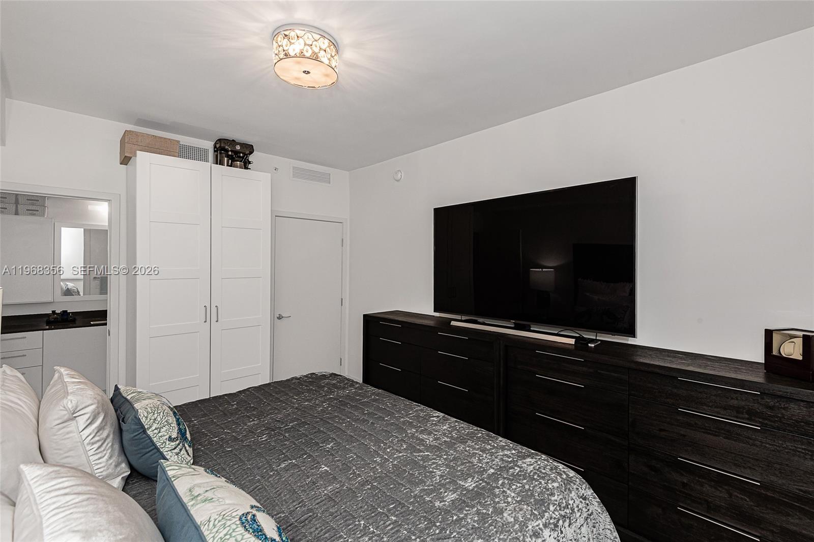 NINE AT MARY BRICKELL VIL - Residential