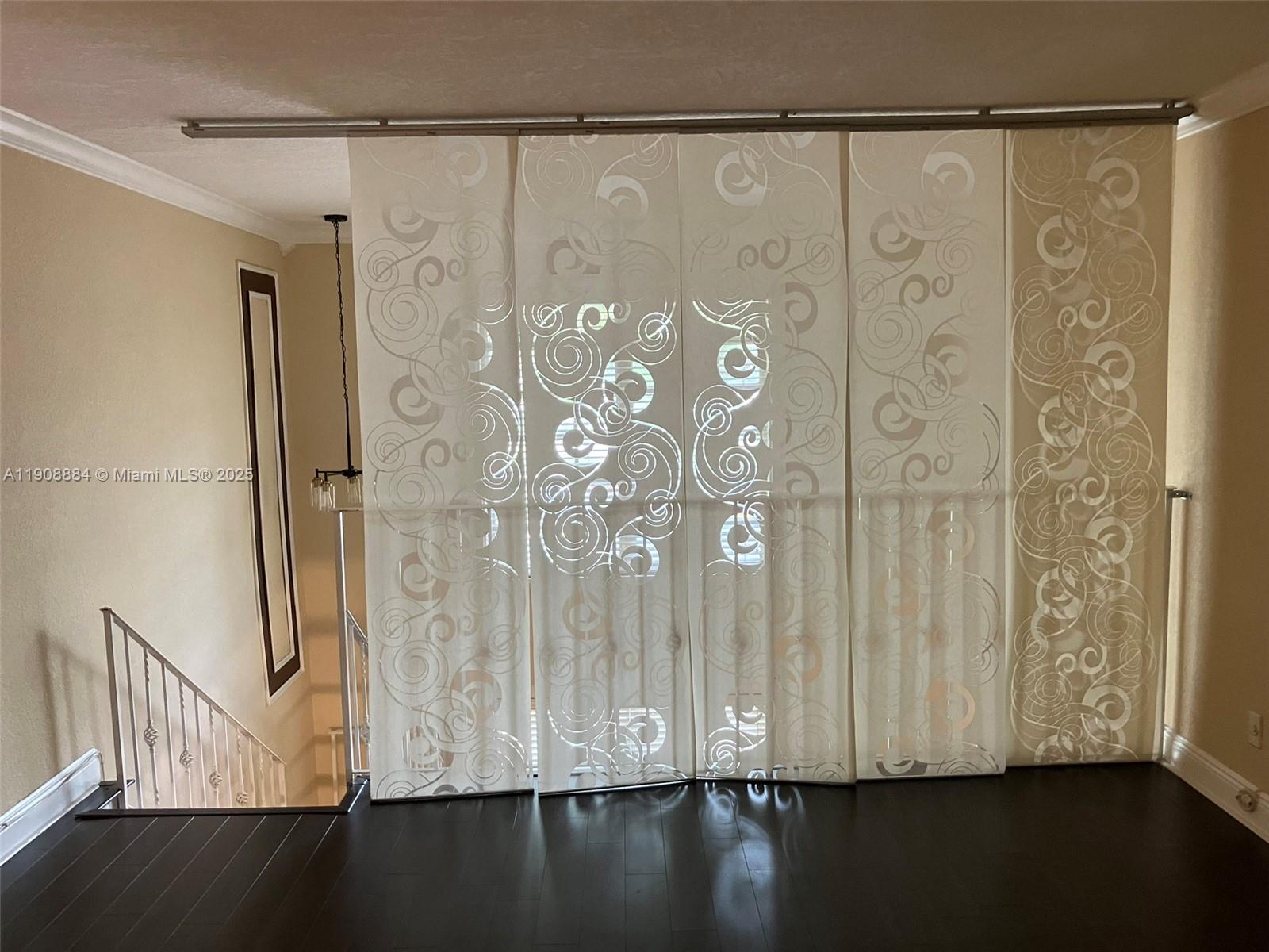 COURTYARDS AT KENDALL CON - Residential Lease