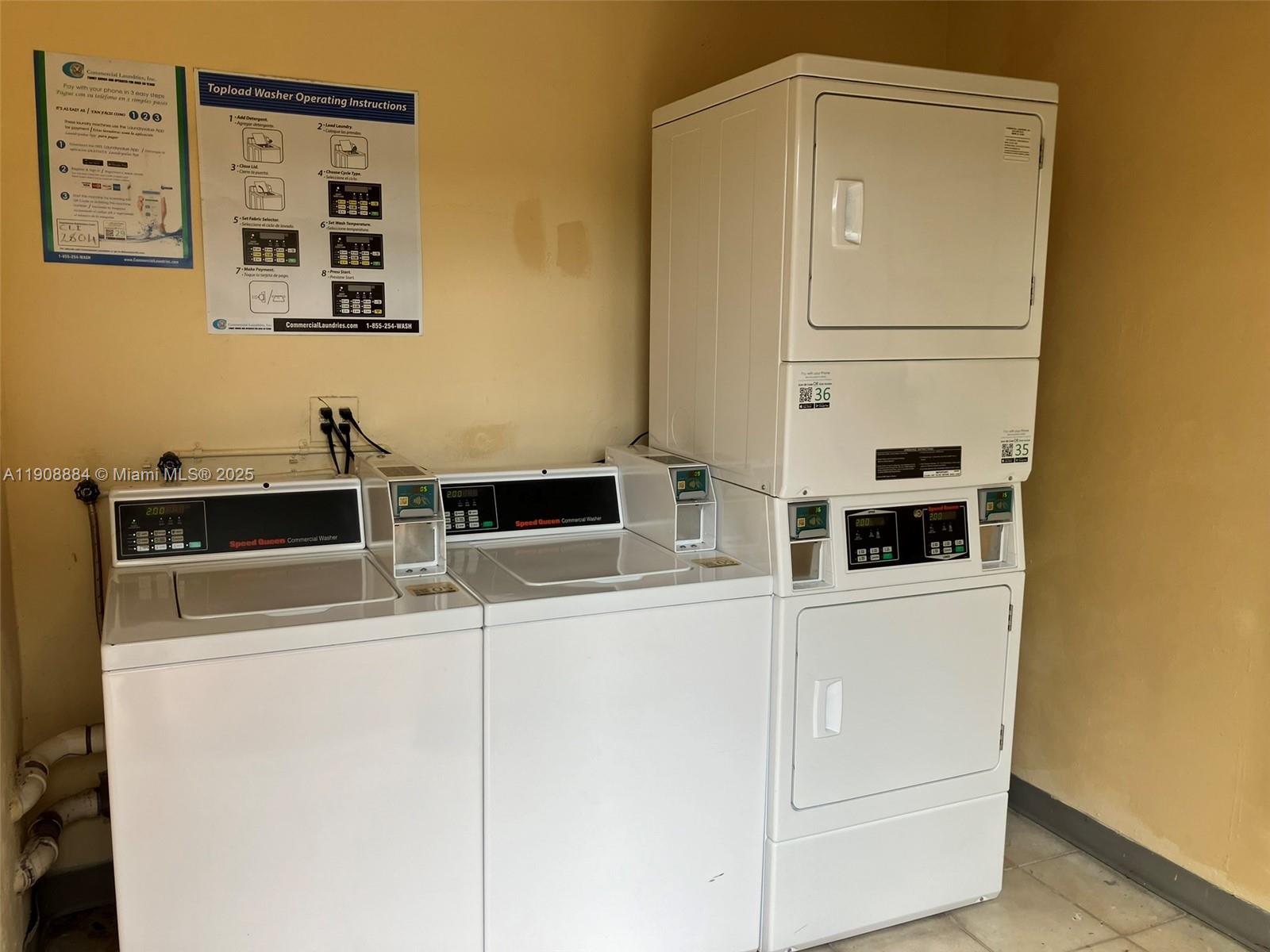 COURTYARDS AT KENDALL CON - Residential Lease