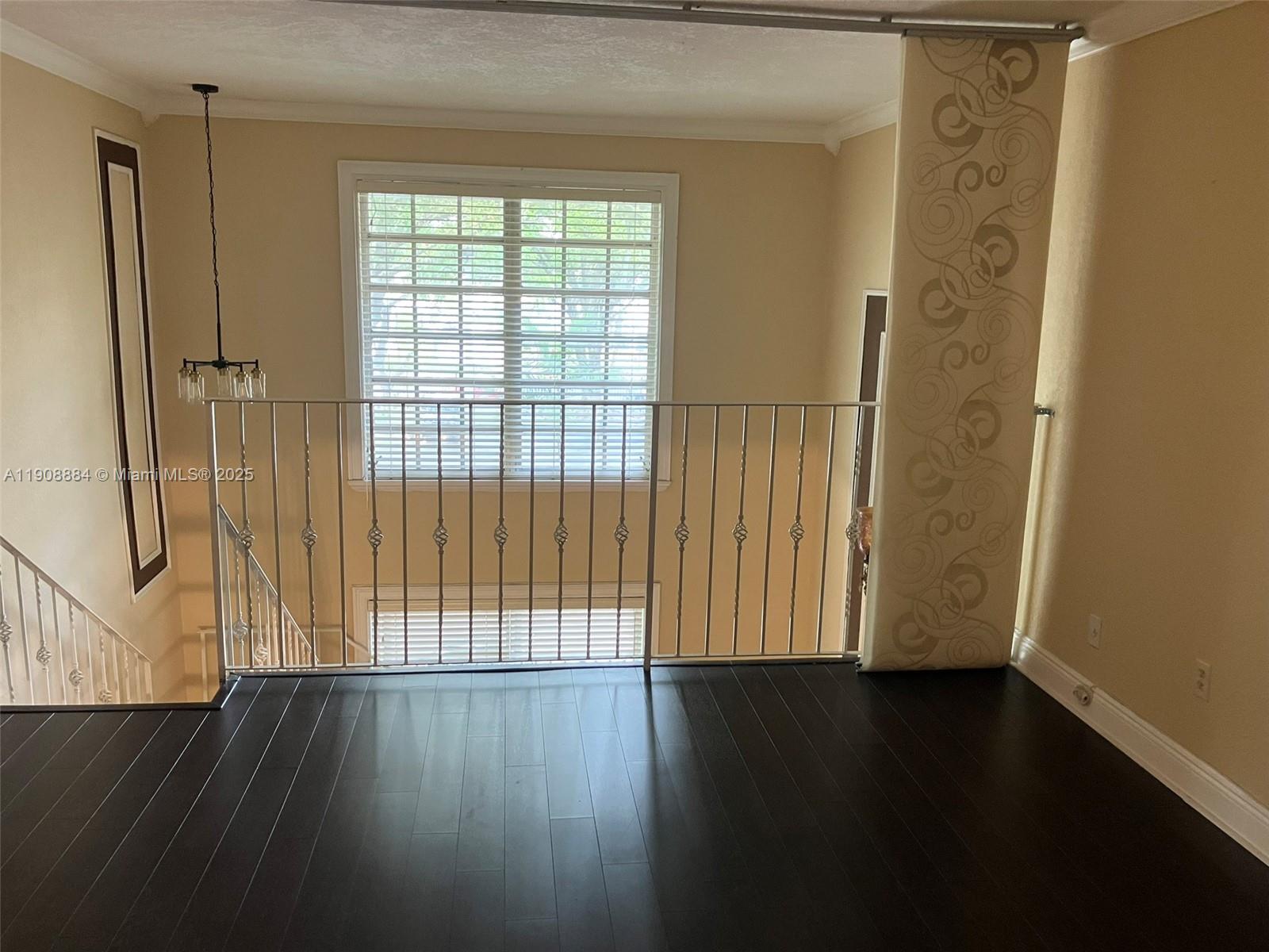 COURTYARDS AT KENDALL CON - Residential Lease