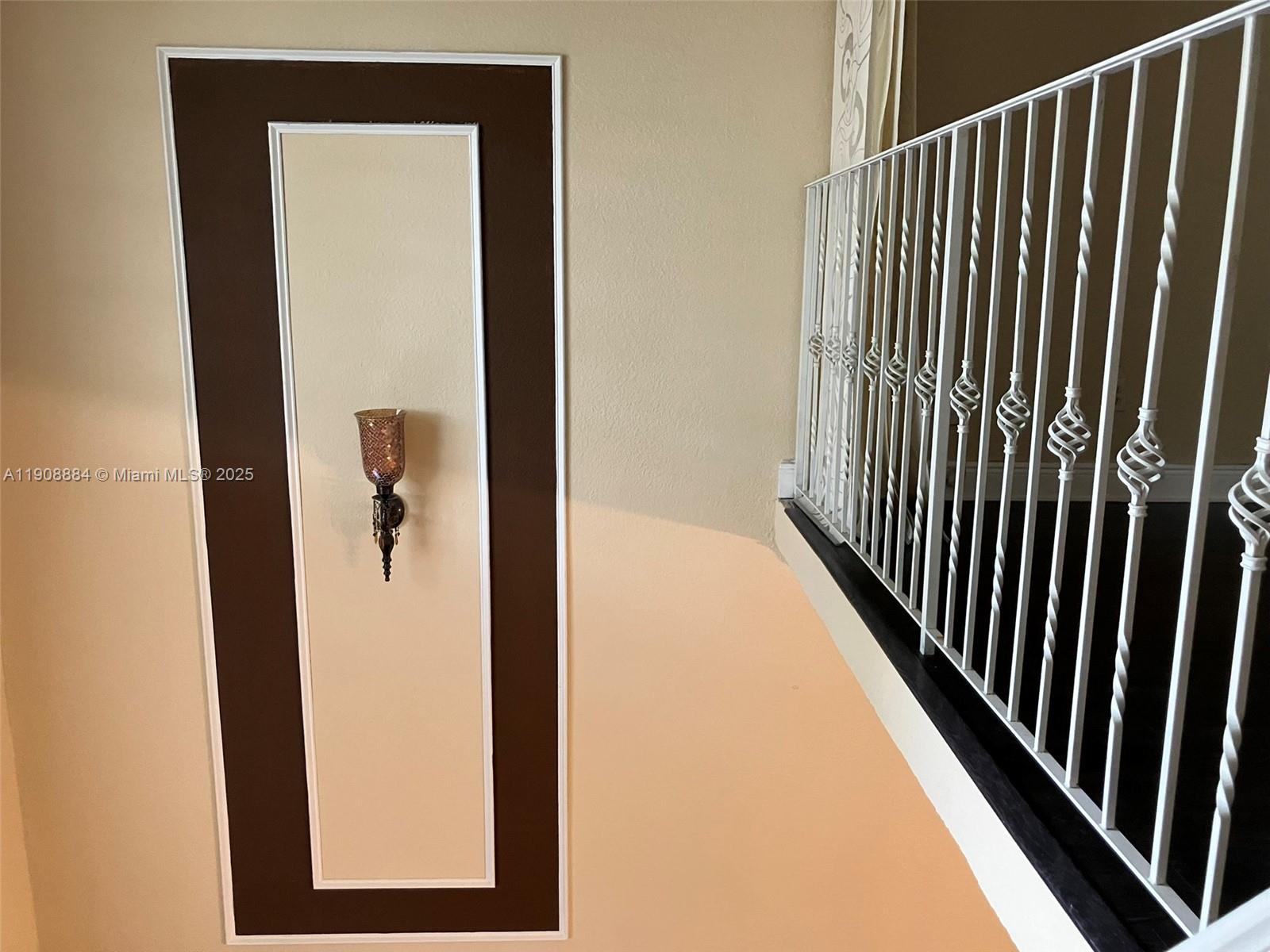 COURTYARDS AT KENDALL CON - Residential Lease