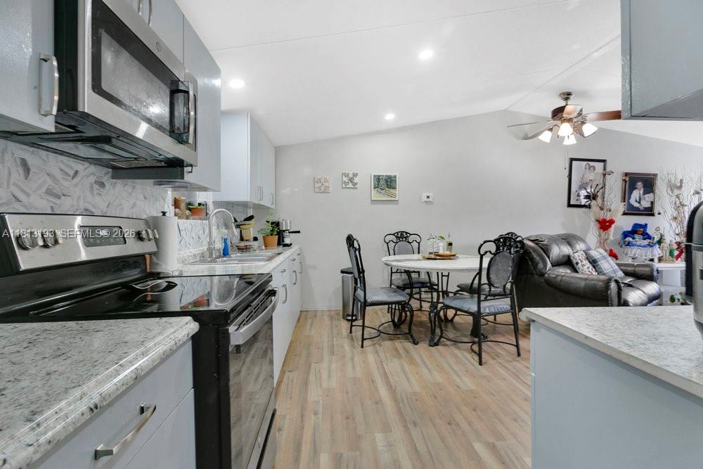 WILLISTON HLNDS - Residential