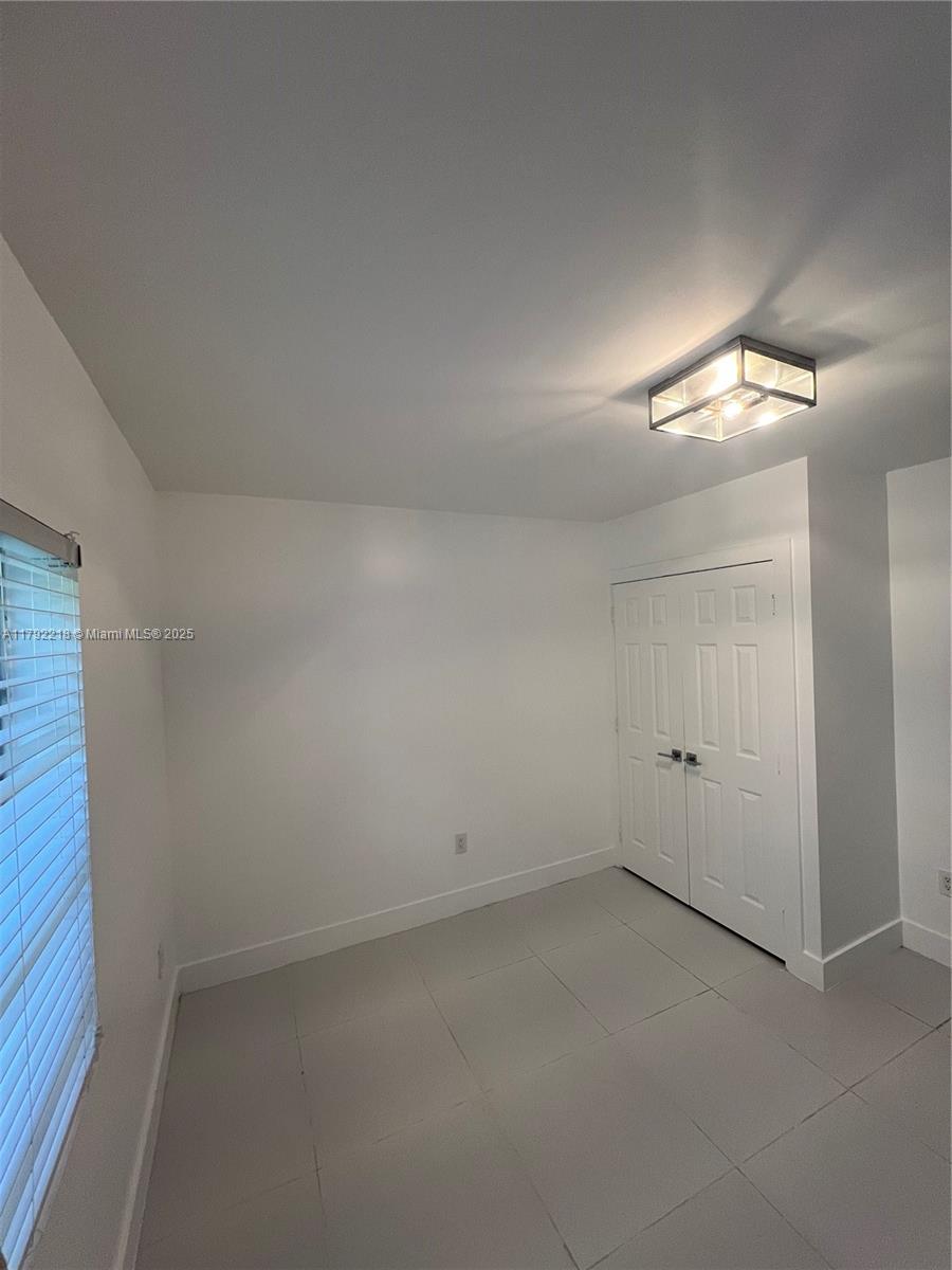 2148 NW Flagler 3