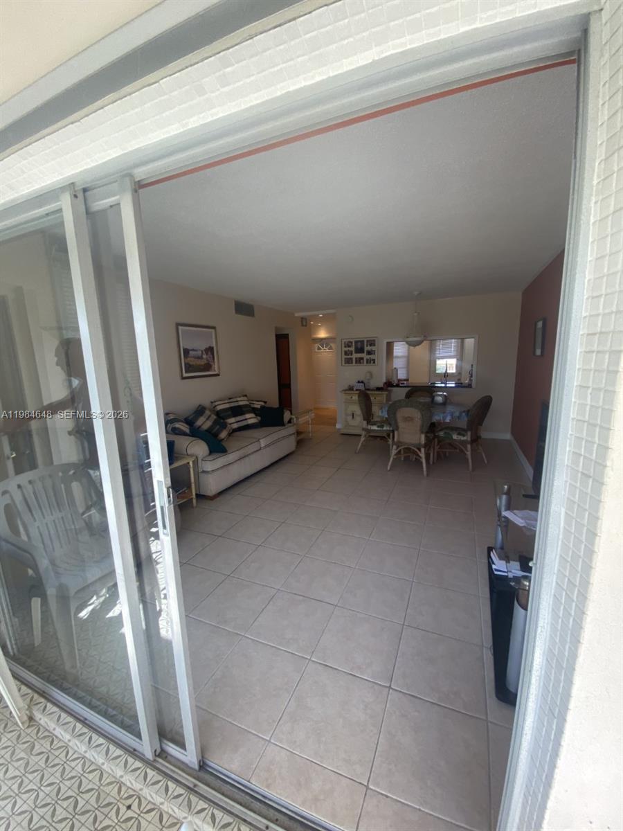 FAIRWAY SOUTH CO-OP - Residential Lease