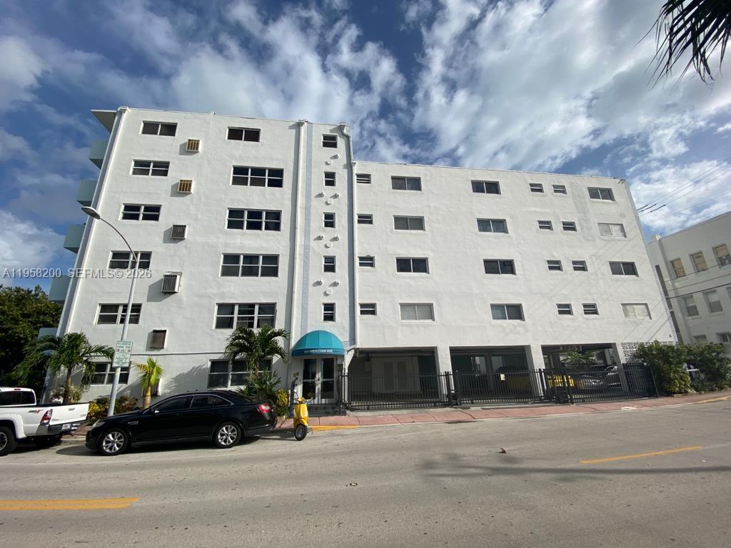 801 MERIDIAN AVE CONDO AP - Residential Lease