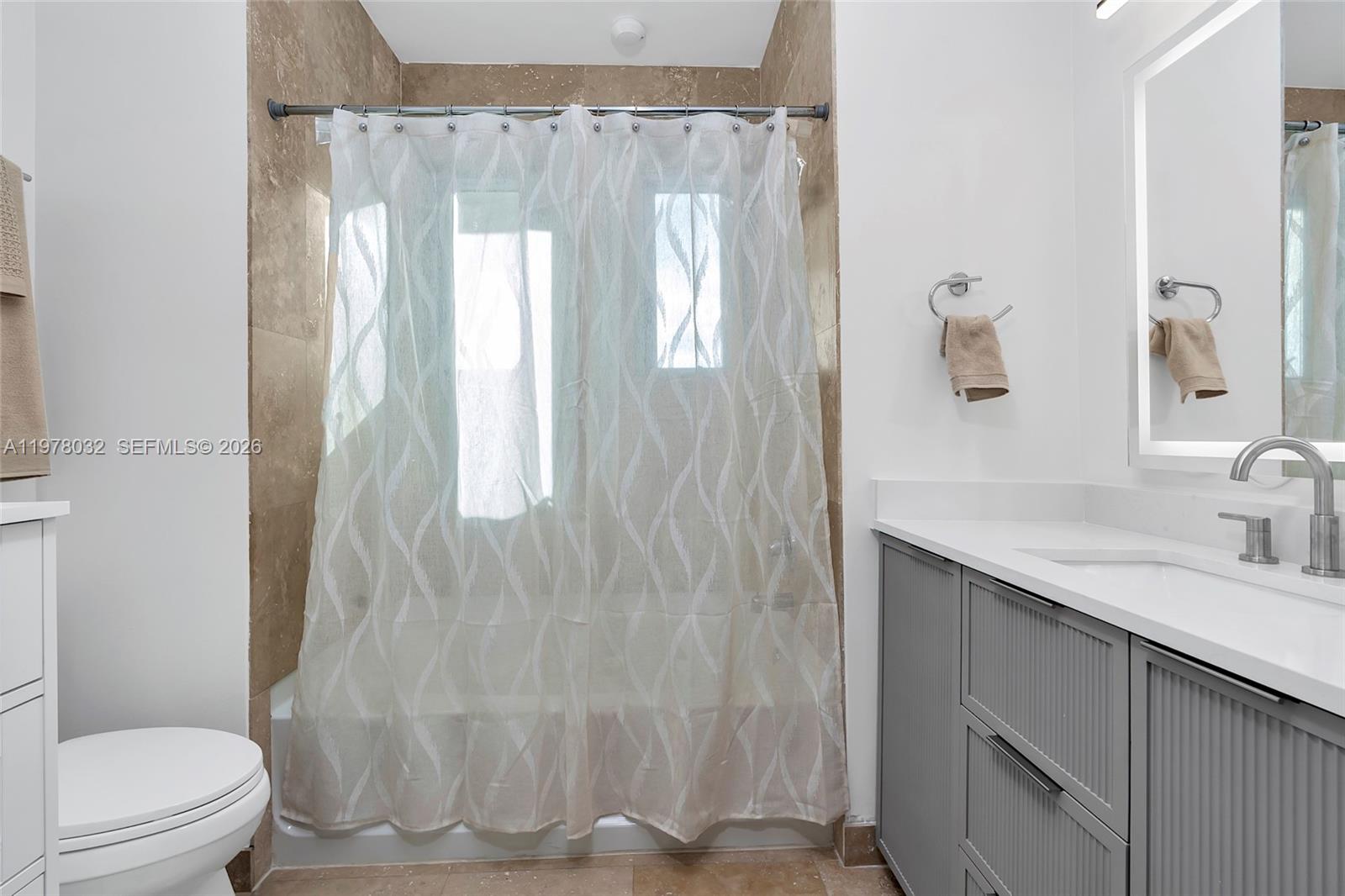 METROPOLIS II AT DADELAND - Residential