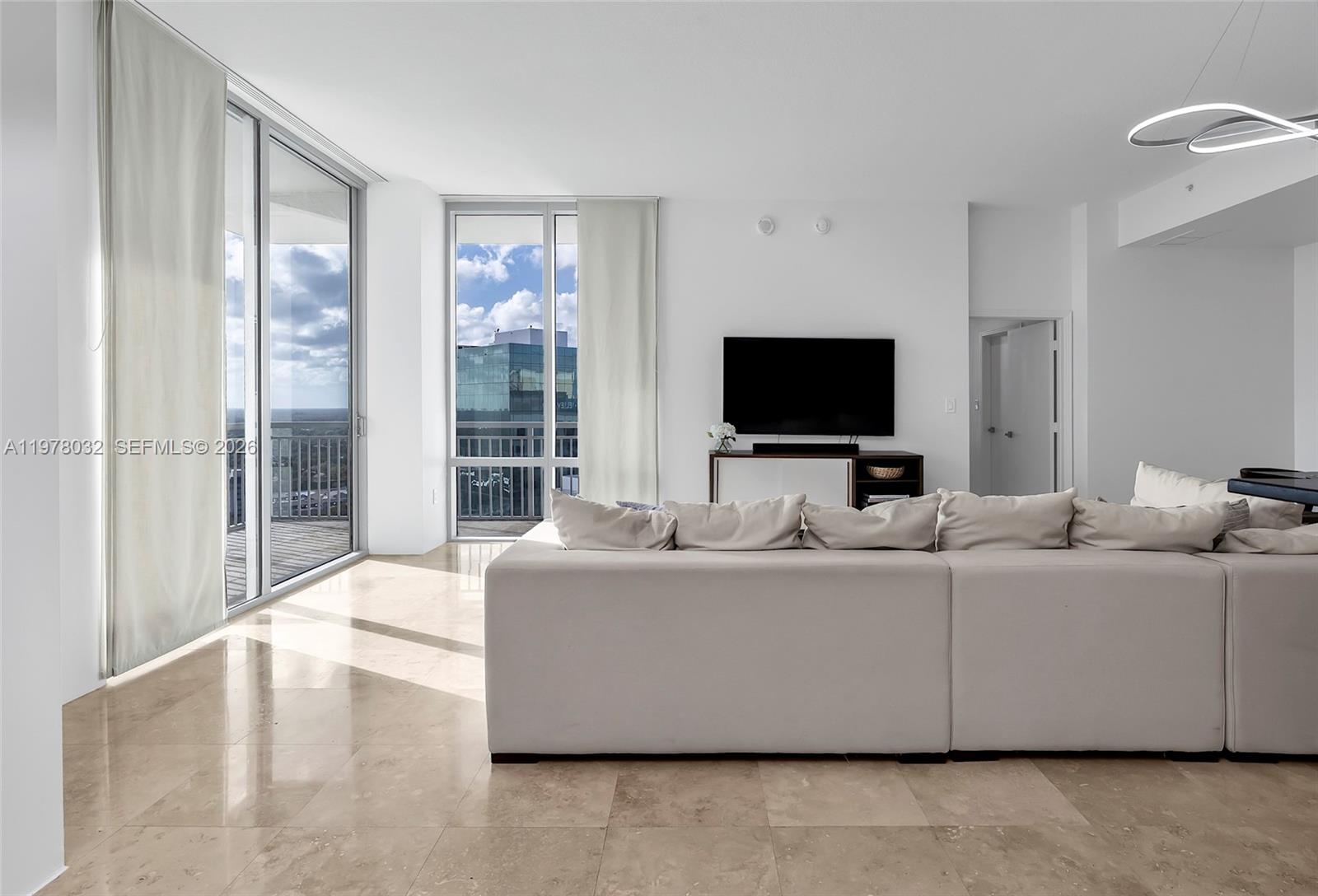 METROPOLIS II AT DADELAND - Residential