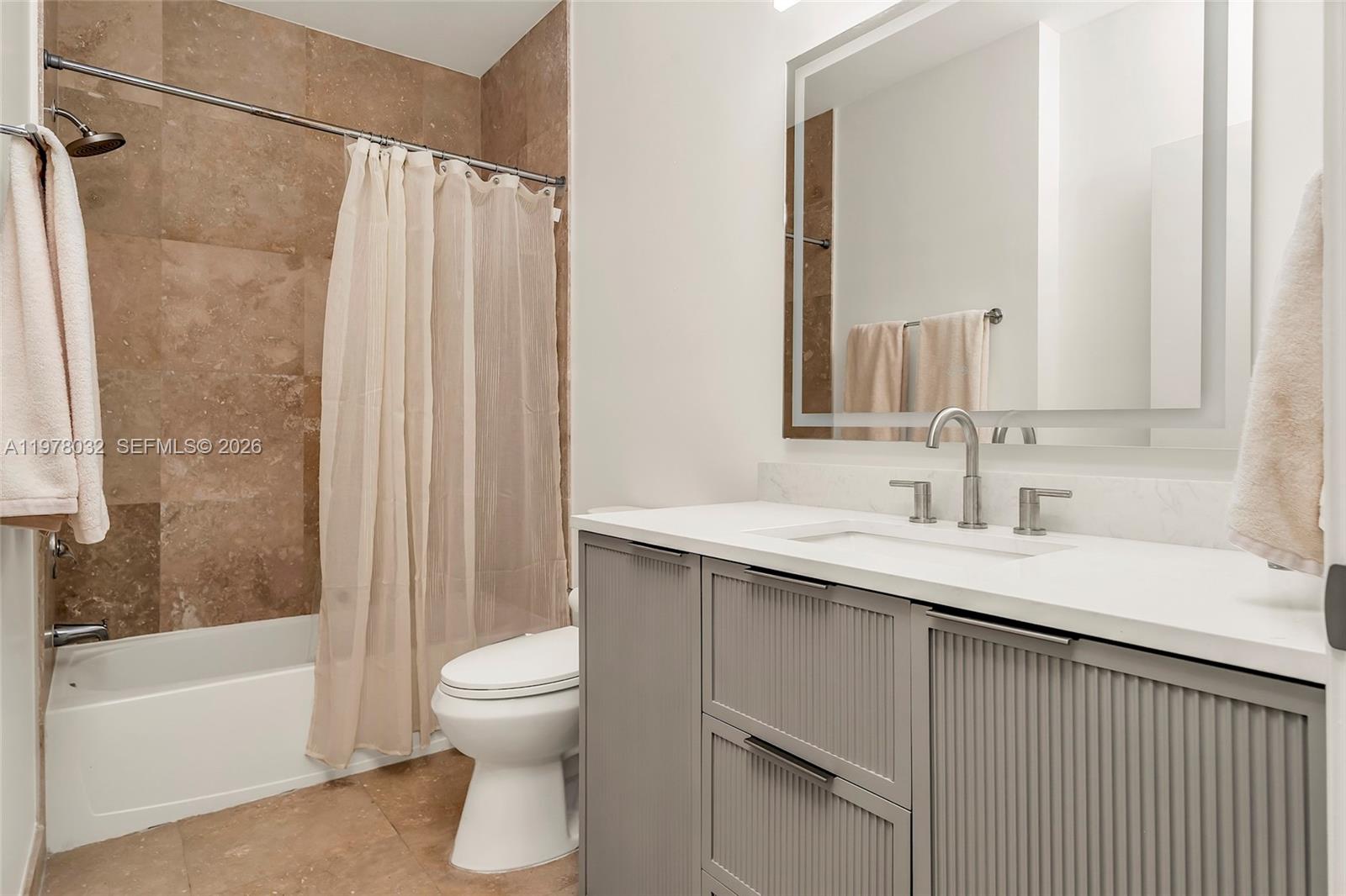 METROPOLIS II AT DADELAND - Residential