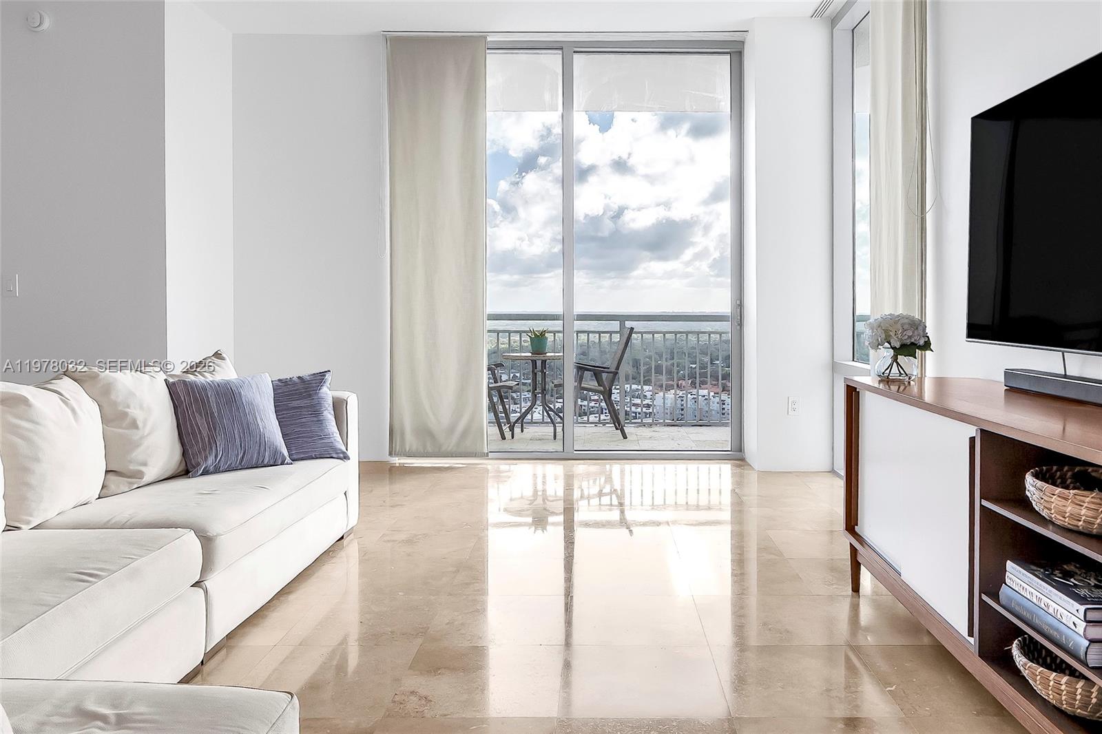 METROPOLIS II AT DADELAND - Residential