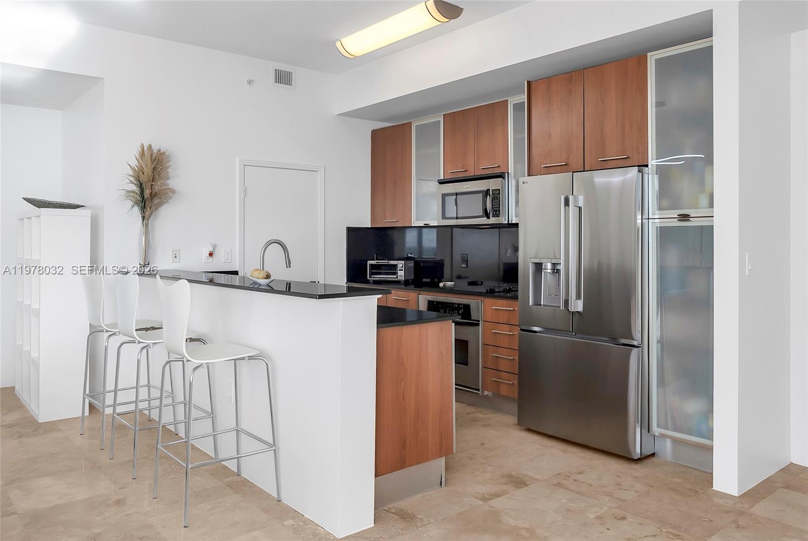 METROPOLIS II AT DADELAND - Residential