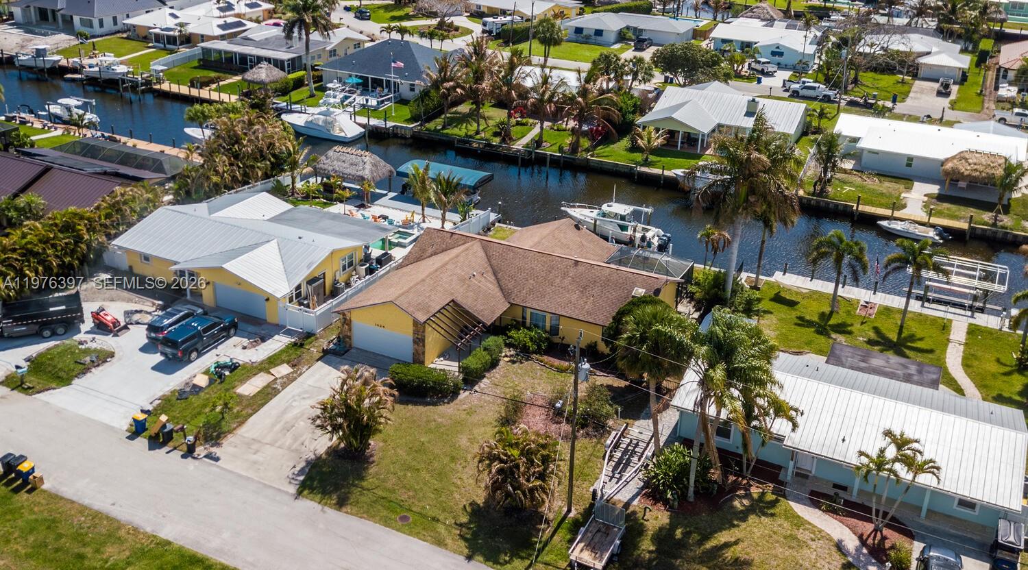 LIGHTHOUSE POINT - Residential