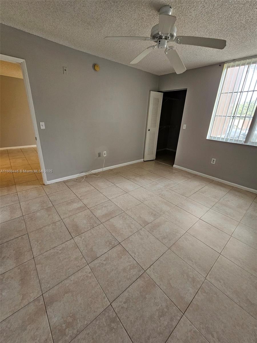 ST ANDREWS AT BOYNTON BEA - Residential Lease