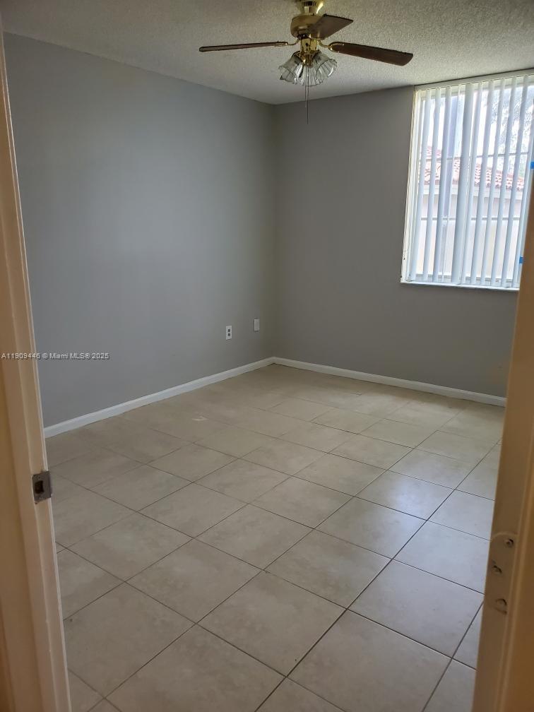 ST ANDREWS AT BOYNTON BEA - Residential Lease