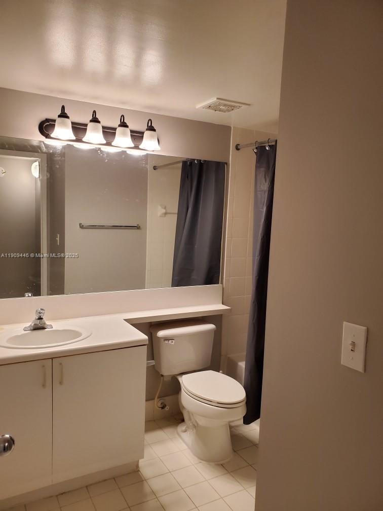 ST ANDREWS AT BOYNTON BEA - Residential Lease