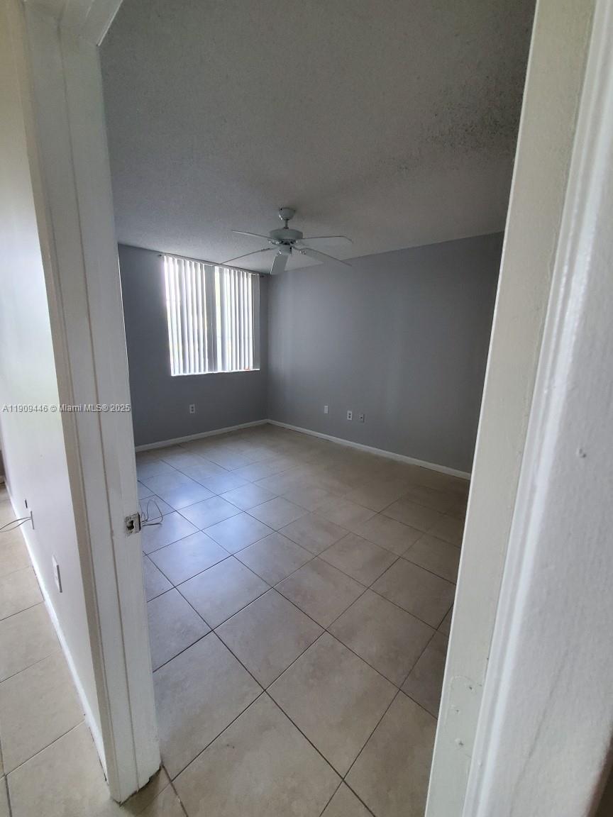 ST ANDREWS AT BOYNTON BEA - Residential Lease