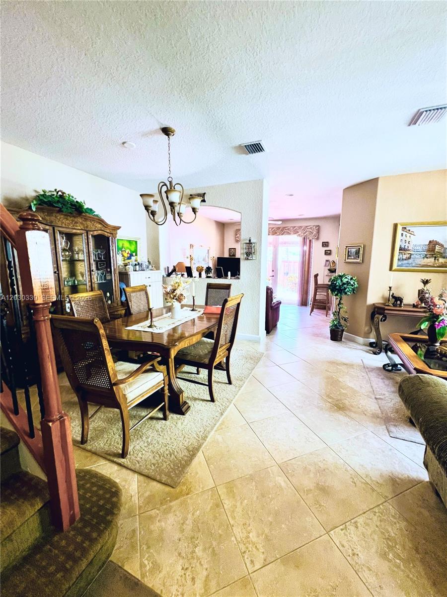 2499 SE 14th St