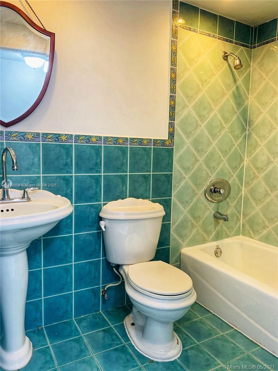 KINGS COVE CONDO - Residential Lease