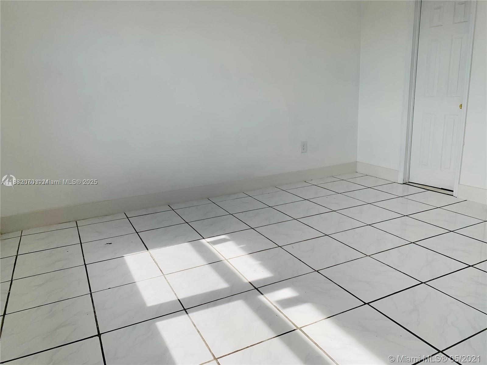 KINGS COVE CONDO - Residential Lease
