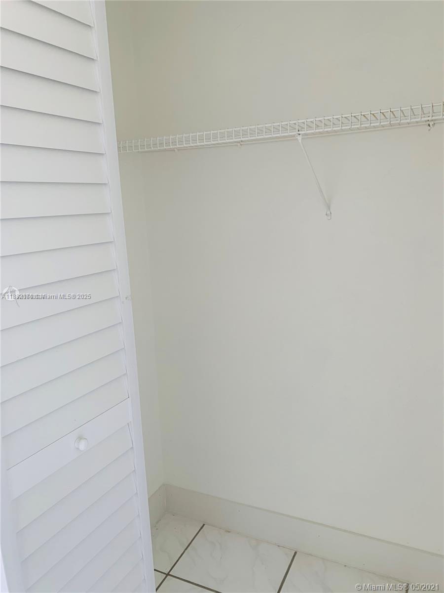 KINGS COVE CONDO - Residential Lease