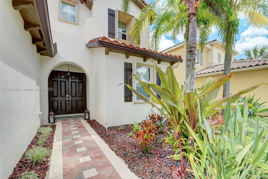 Photo of 9511 Phipps Ln, Wellington, FL 33414 (MLS # A11398945)