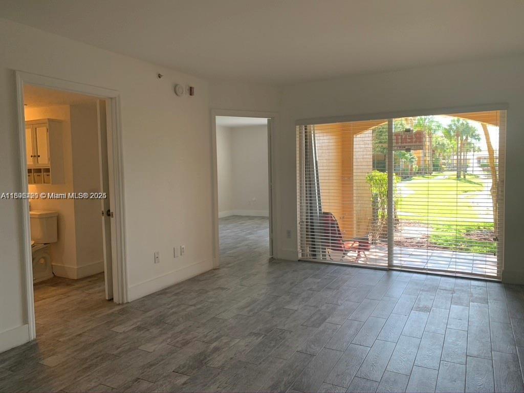 LA VIA CONDO - Residential Lease