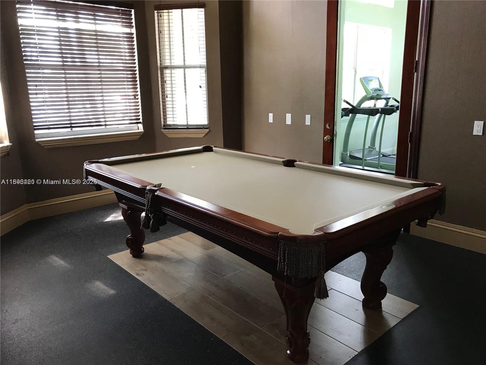 LA VIA CONDO - Residential Lease