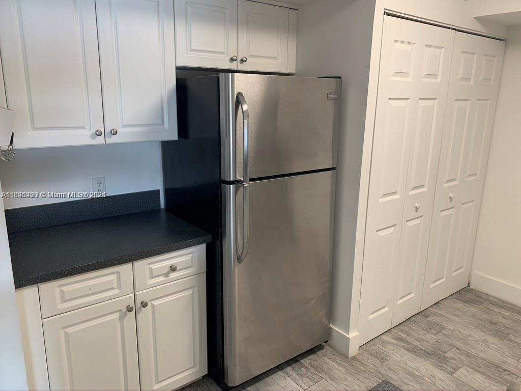 LA VIA CONDO - Residential Lease