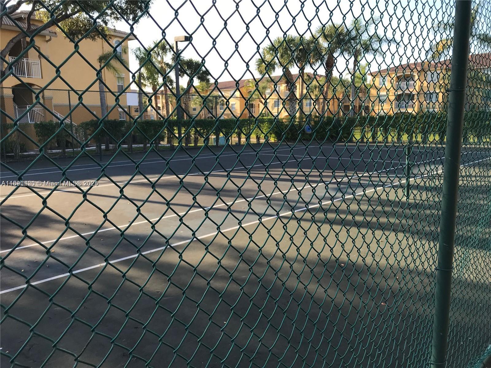 LA VIA CONDO - Residential Lease