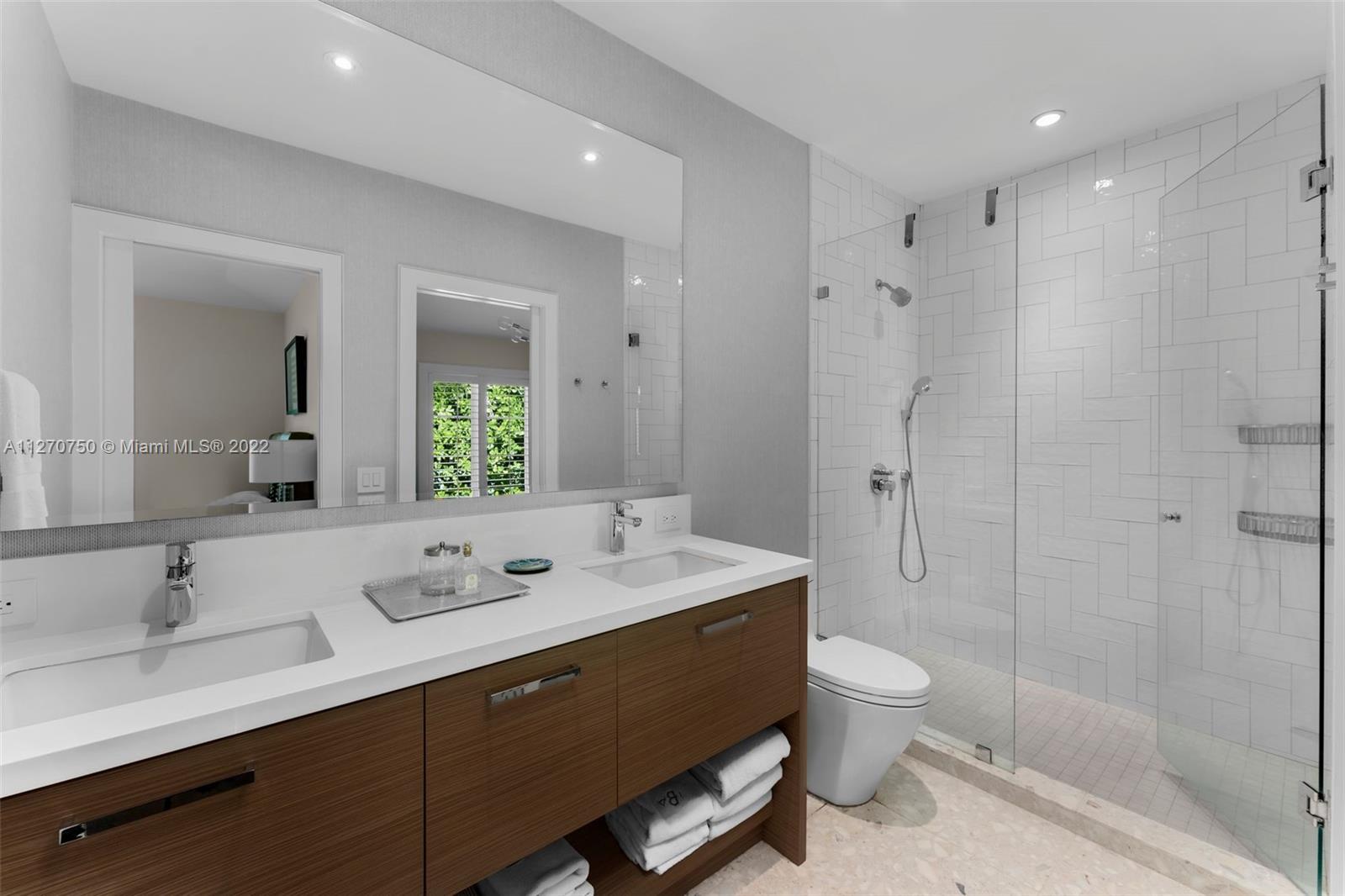 C GABLES RIVIERA SEC 12 - Residential