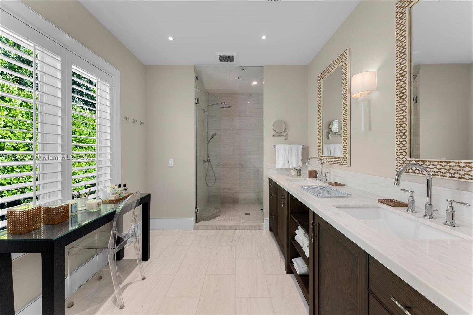 C GABLES RIVIERA SEC 12 - Residential