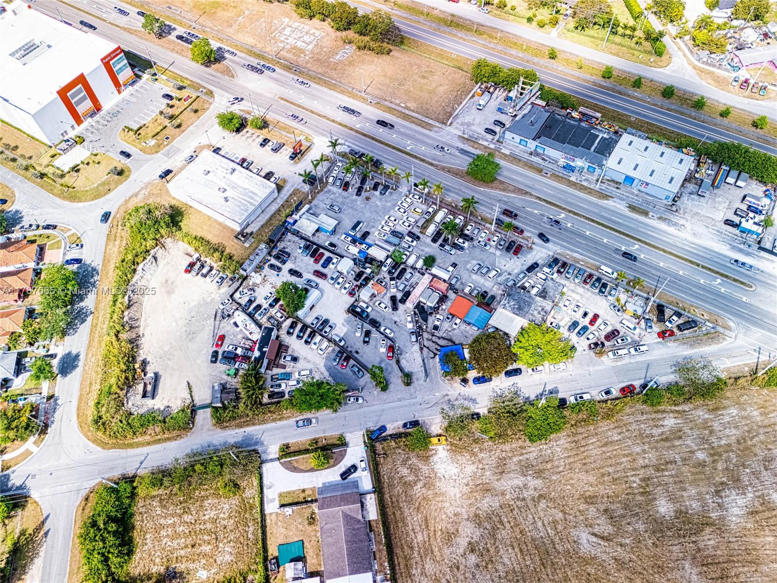 SILVER PALM PARK - Commercial Sale