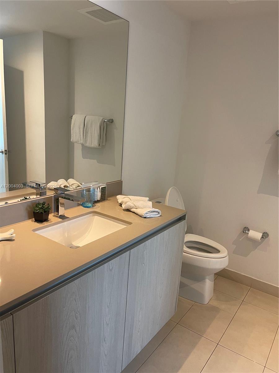 4111 SOUTH OCEAN DRIVE CO - Residential