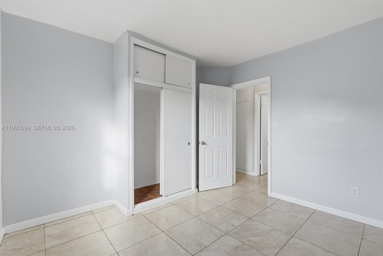 DORSEY PARK FIRST ADD - Residential Lease