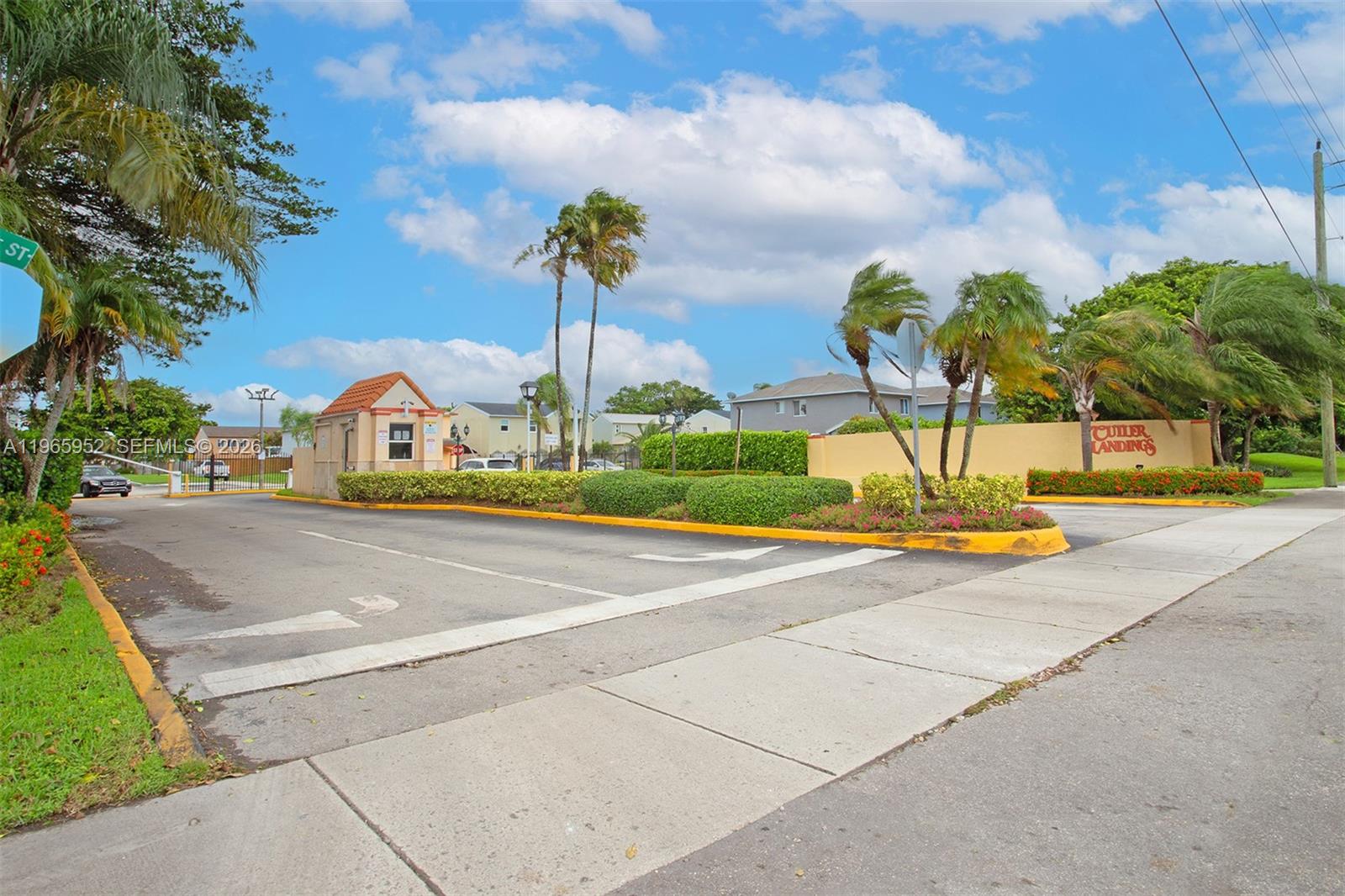 CUTLER LANDINGS - Residential