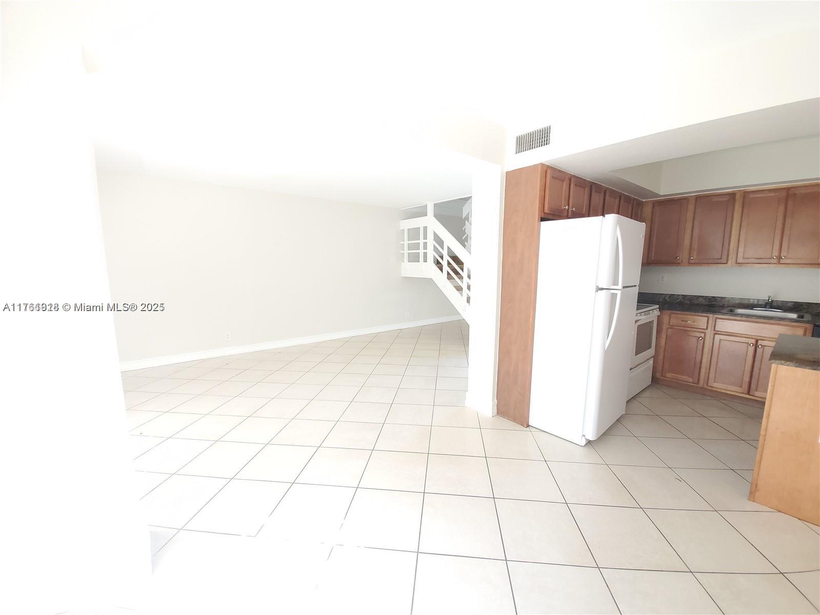 PELICAN POINT AT BOYNTON - Residential