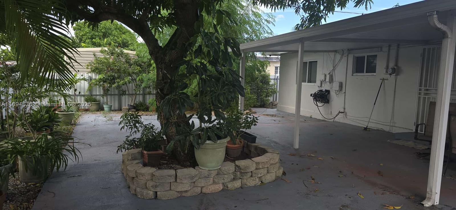 MEADOWS PARK - Residential