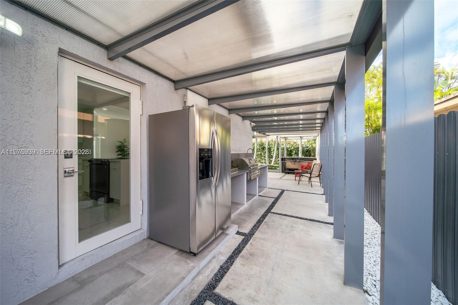 BIRD ROAD HIGHLANDS - Residential Lease