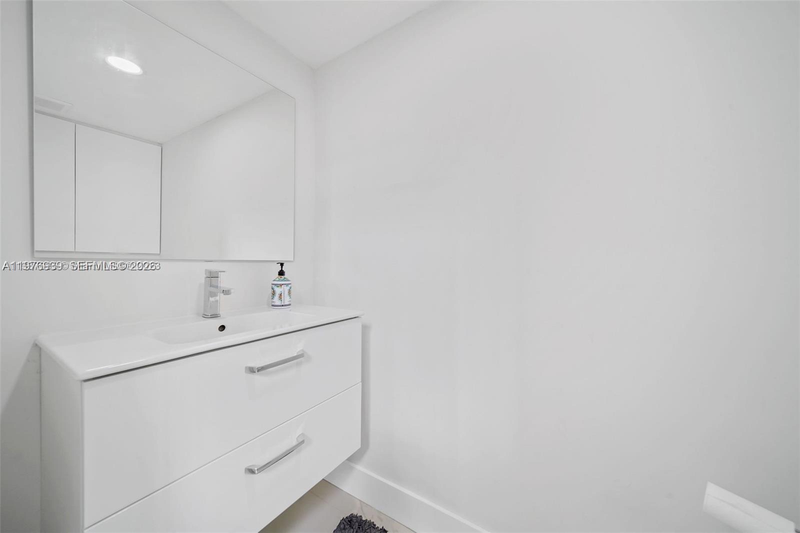 BIRD ROAD HIGHLANDS - Residential Lease