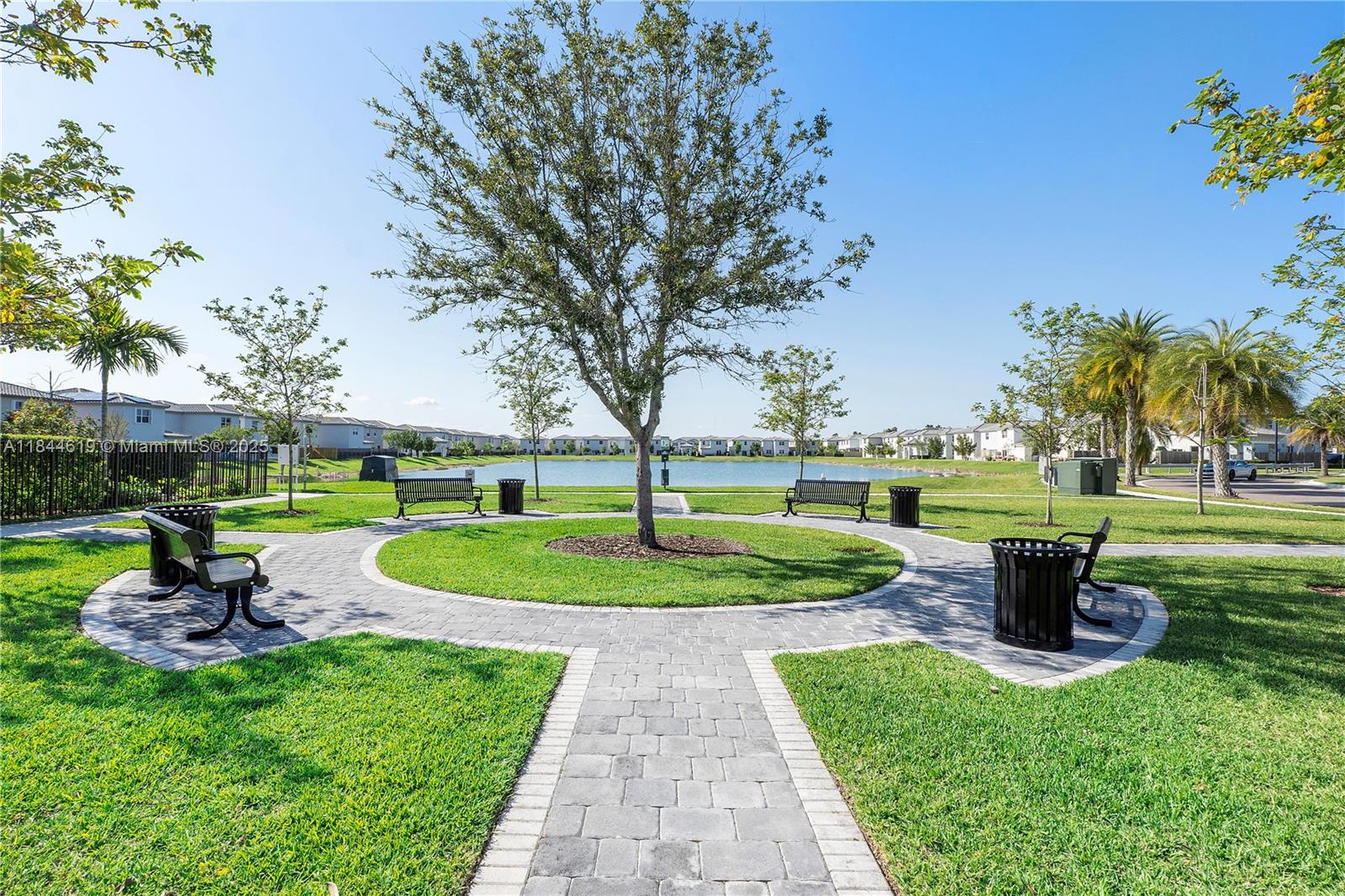 HOMESTEAD PARK OF COMMERC - Residential