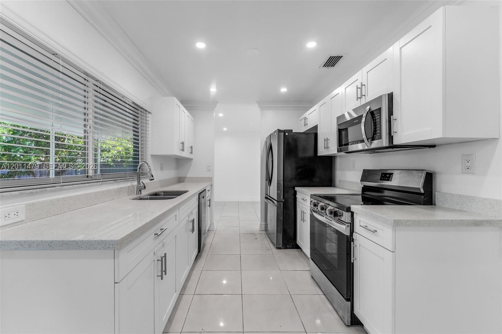 WESTWIND LAKES SEC 2 - Residential
