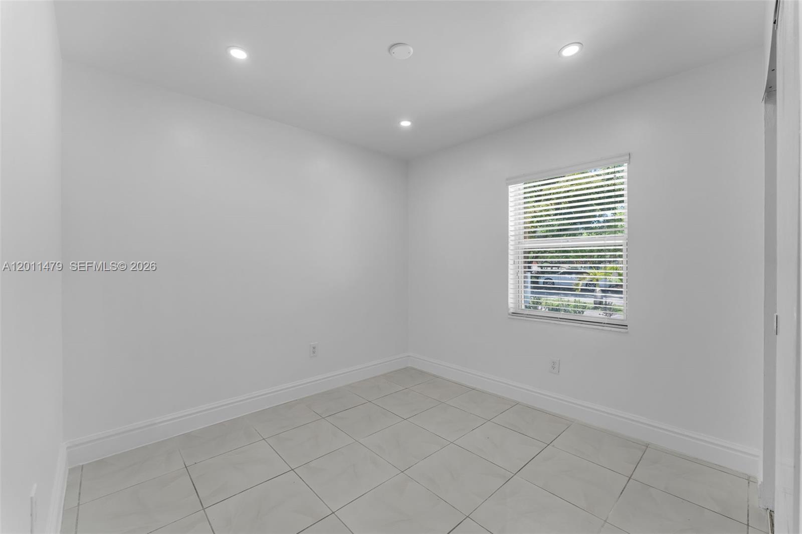 WESTWIND LAKES SEC 2 - Residential