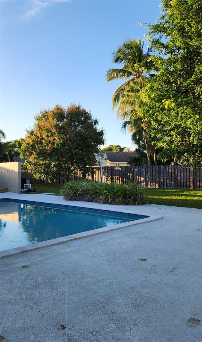 MARY ANN ESTATES 1ST ADDN - Residential