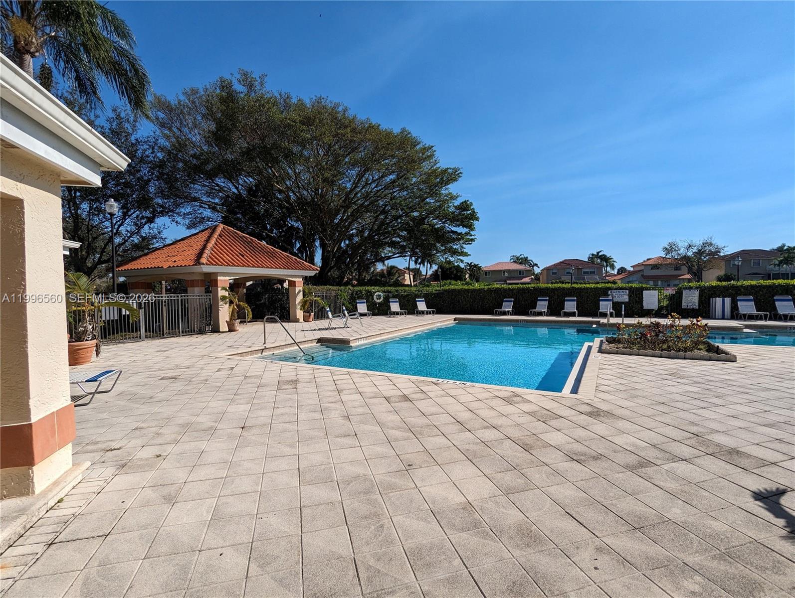 CORAL KEY CONDO - Residential Lease