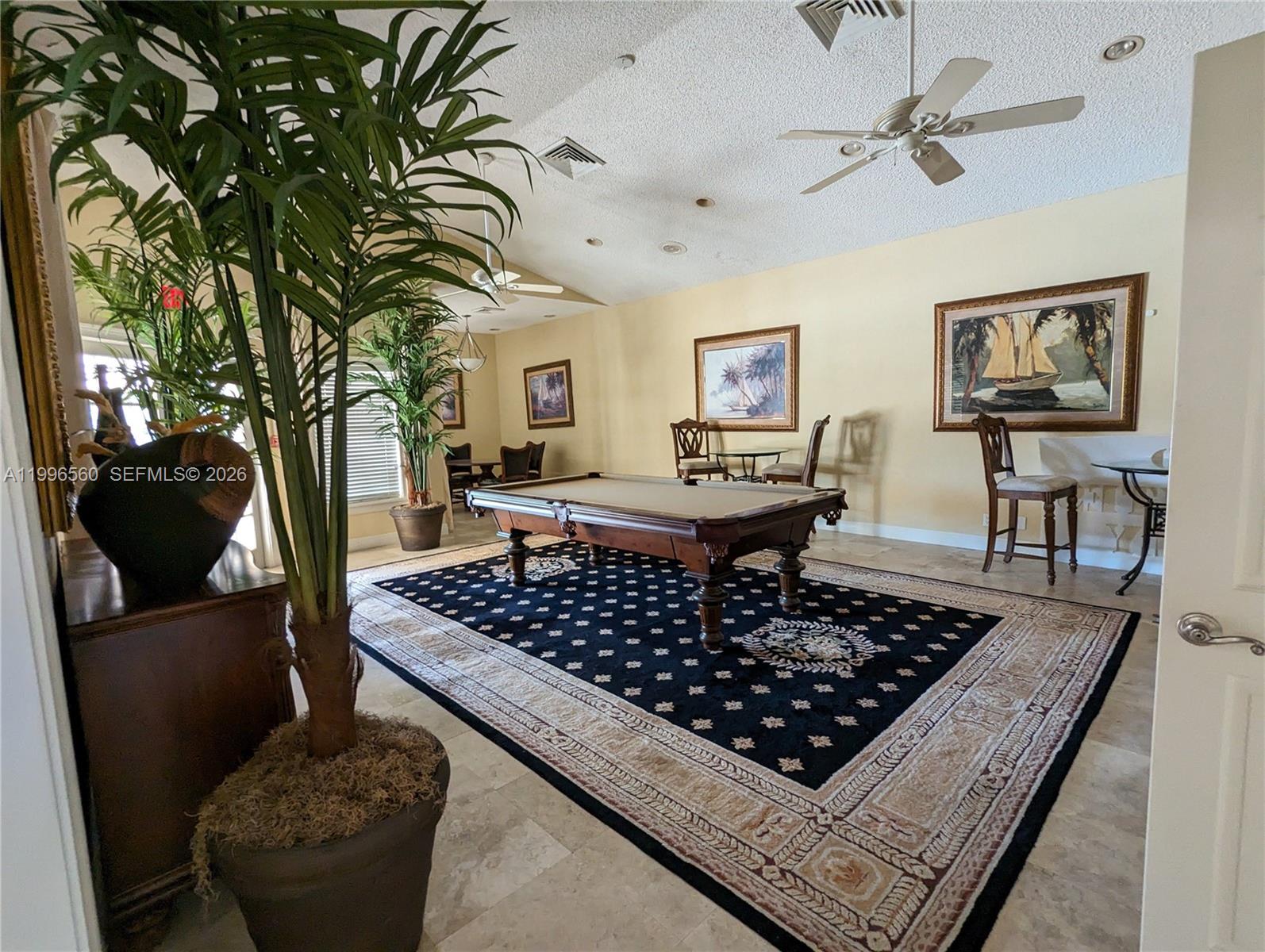 CORAL KEY CONDO - Residential Lease