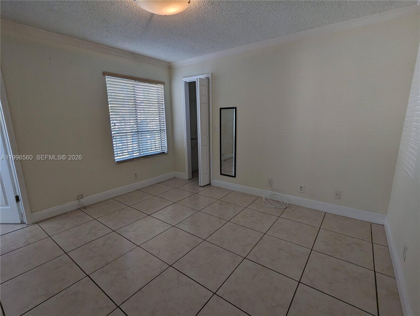 CORAL KEY CONDO - Residential Lease