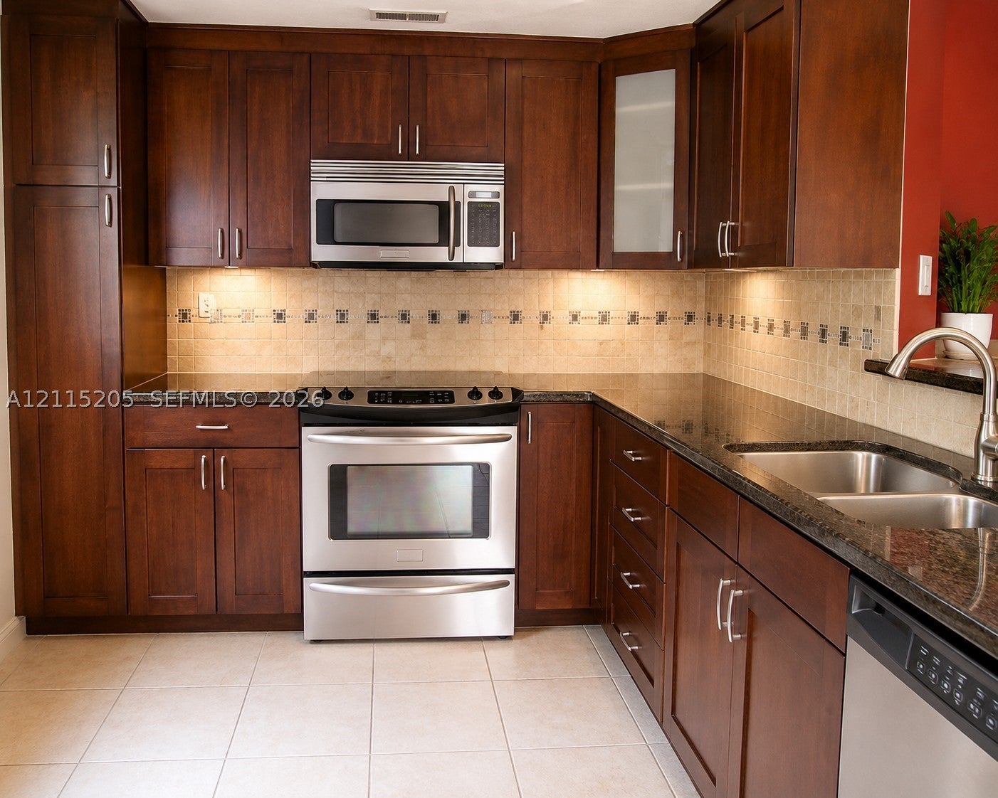 3545 Magellan Cir 358-5