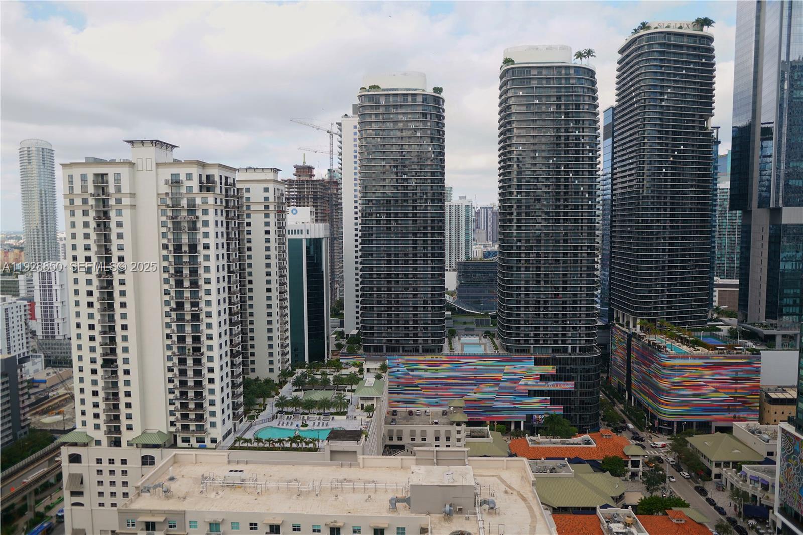 1111 SW 1st Ave 3320-N